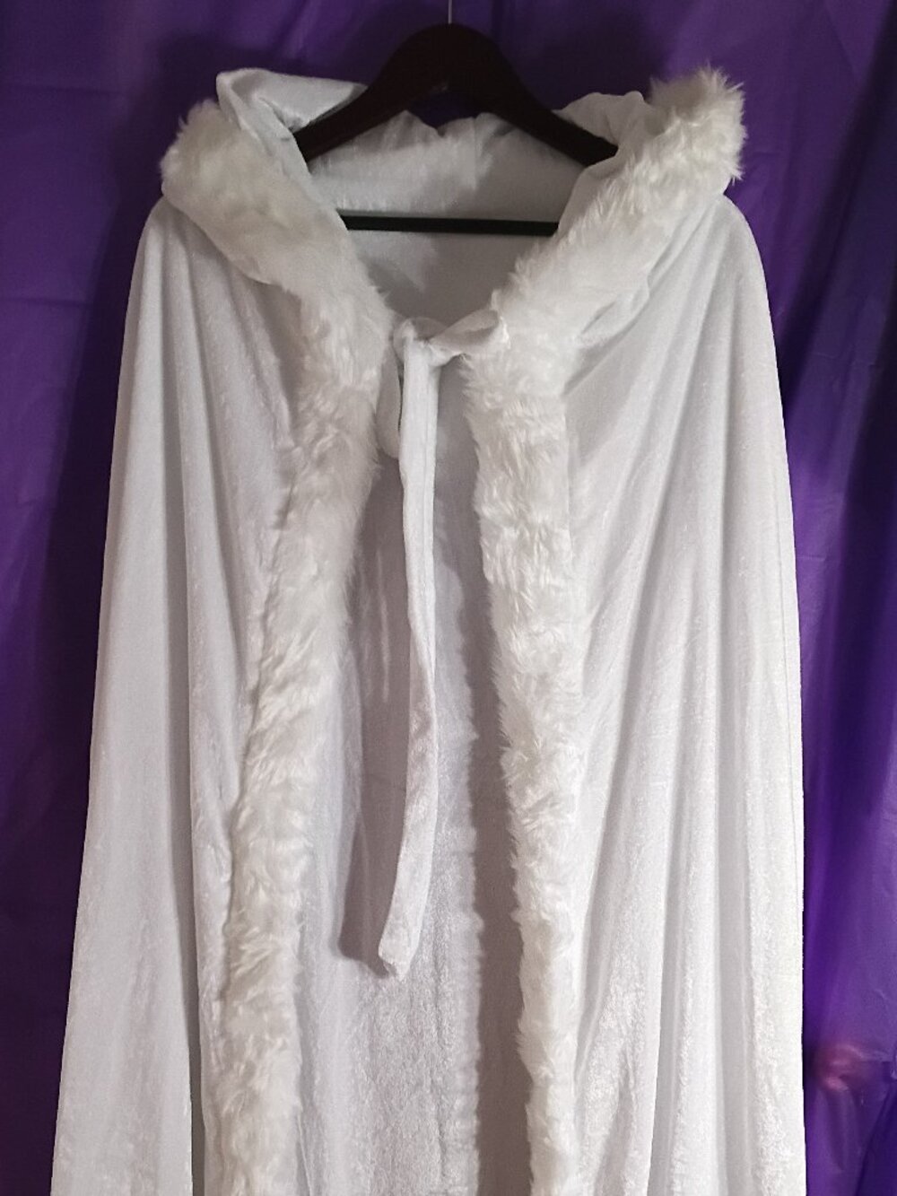 Costume Ice Queen, Ice King, Snow Maiden White Robe Size Extra Large